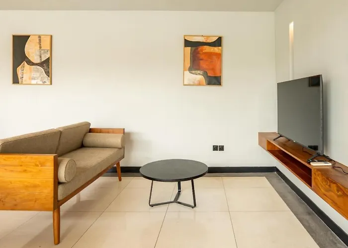 Villa Tuluscolivingseminyakvilla2 Seminyak