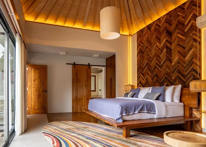 Tuluscolivingseminyakvilla2 Seminyak