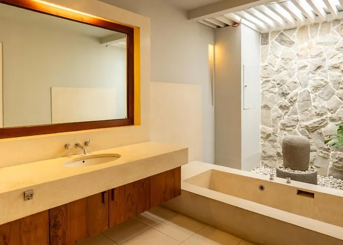 Tuluscolivingseminyakvilla2 *