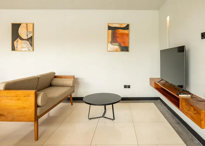 Villa Tuluscolivingseminyakvilla2 Seminyak