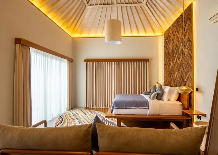Villa Tuluscolivingseminyakvilla2 Seminyak