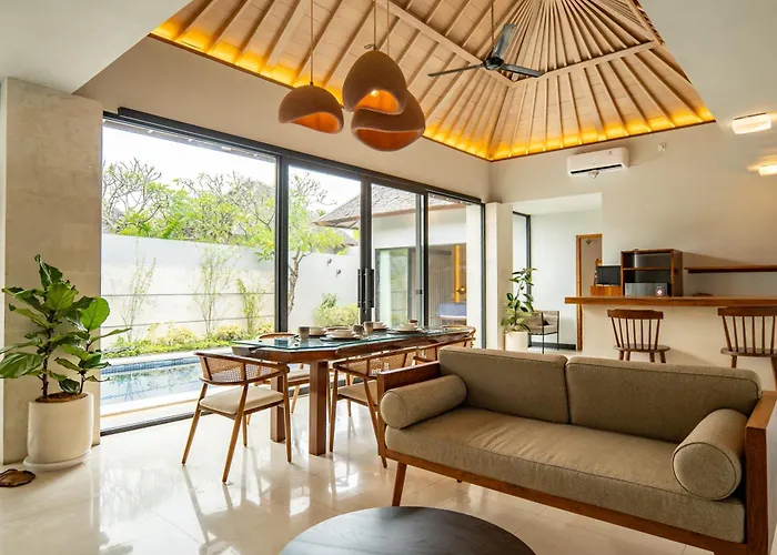 Villa Tuluscolivingseminyakvilla2 Seminyak