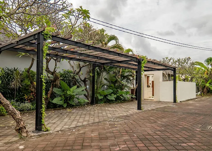 Tuluscolivingseminyakvilla2